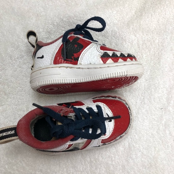 Nike air force 1 baby sneakers white and red Size 4c - Picture 9 of 13